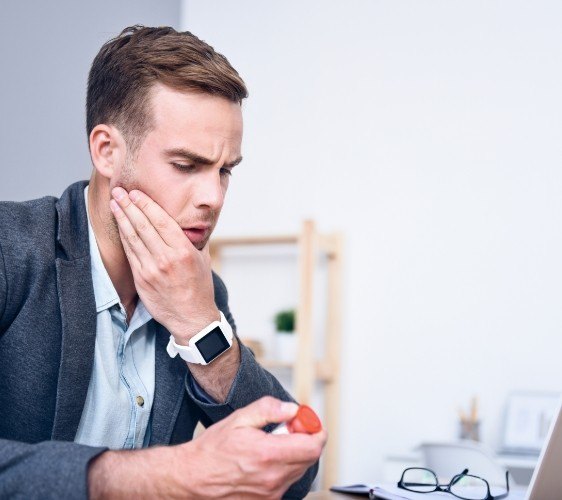 Dr. Robert Madry. Rob Madry DDS. General Dentist, Cosmetic Dentist, Restorative Dentist, Preventative Dentist, Family Dentist. Veneers, Teeth Whitening, Same-Day Crowns, Invisalign, Smile Makeover, Implant Restoration. Dentist in Corpus Christi, TX 78411