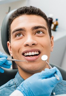 Dr. Robert Madry. Rob Madry DDS. General Dentist, Cosmetic Dentist, Restorative Dentist, Preventative Dentist, Family Dentist. Veneers, Teeth Whitening, Same-Day Crowns, Invisalign, Smile Makeover, Implant Restoration. Dentist in Corpus Christi, TX 78411